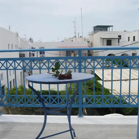 Verykokkos 2 Naxos City
